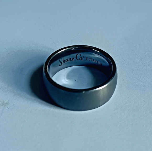 Shane & Co Titanium (8mm) Men Ring Size 8 - Picture 5 of 7